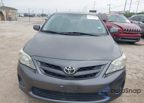 2013 Toyota Corolla L z USA, uszkodzony, nr VIN 5YFBU4EE4DP092394